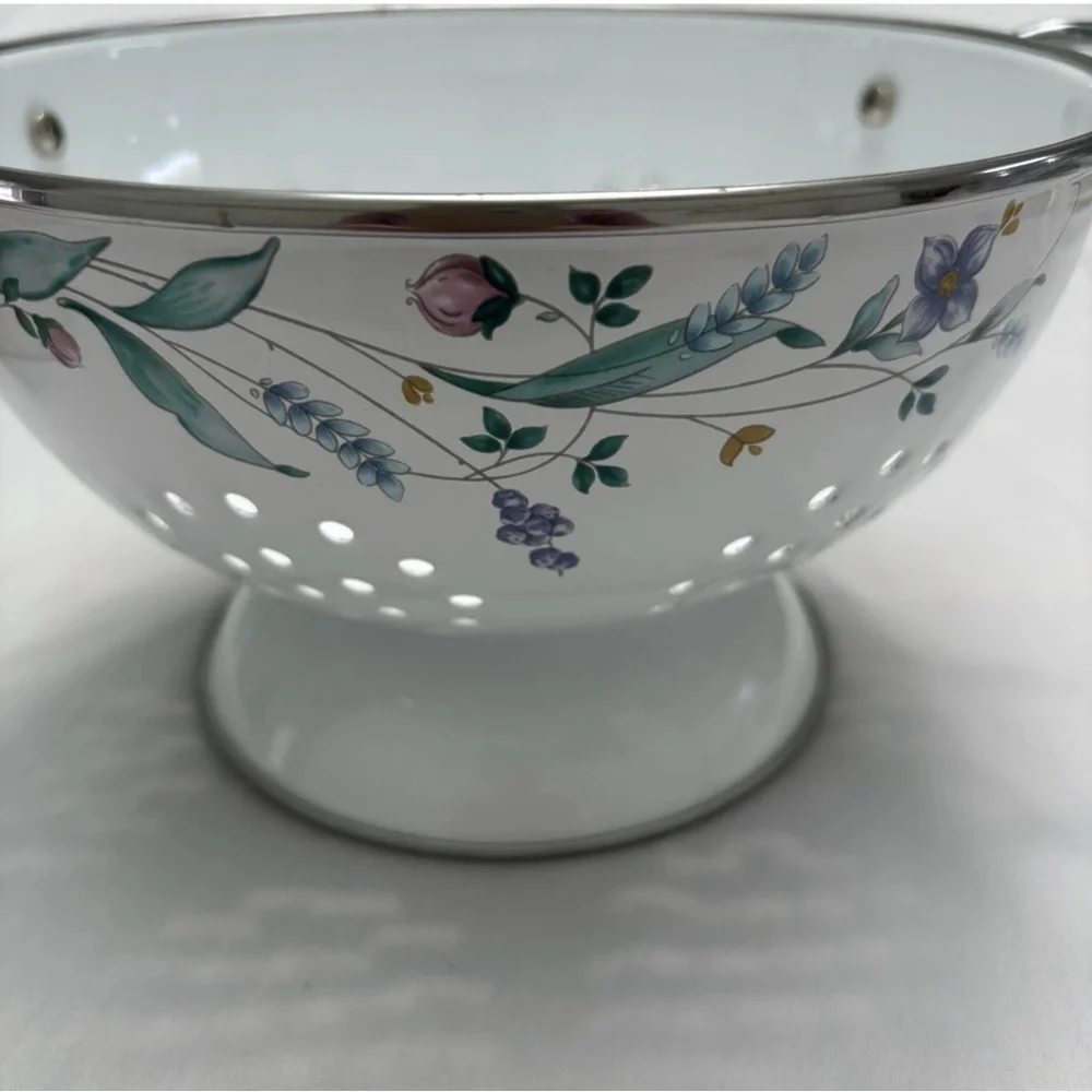 NIB Pfaltzgraff April Flowers Enamel Colander Strainer